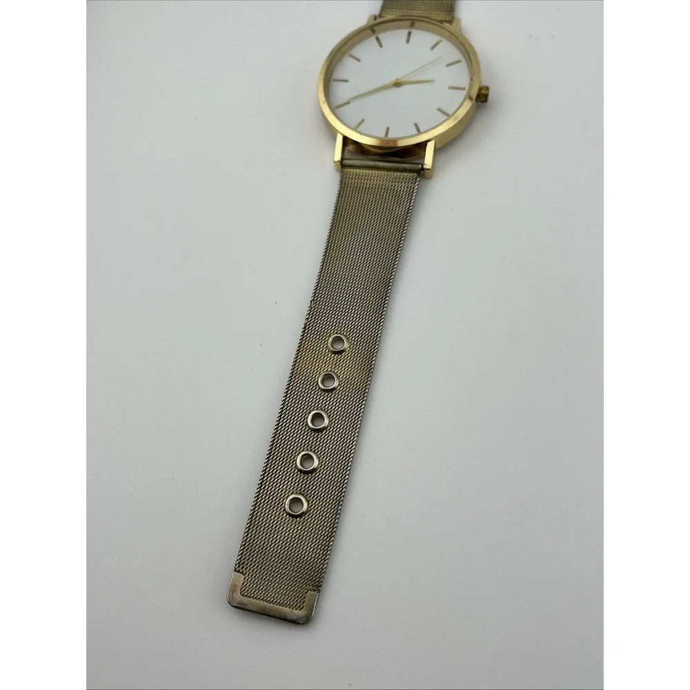 Women's Quartz Watch 40mm Round Gold Tone Mesh Metal‎ Band- New Battery